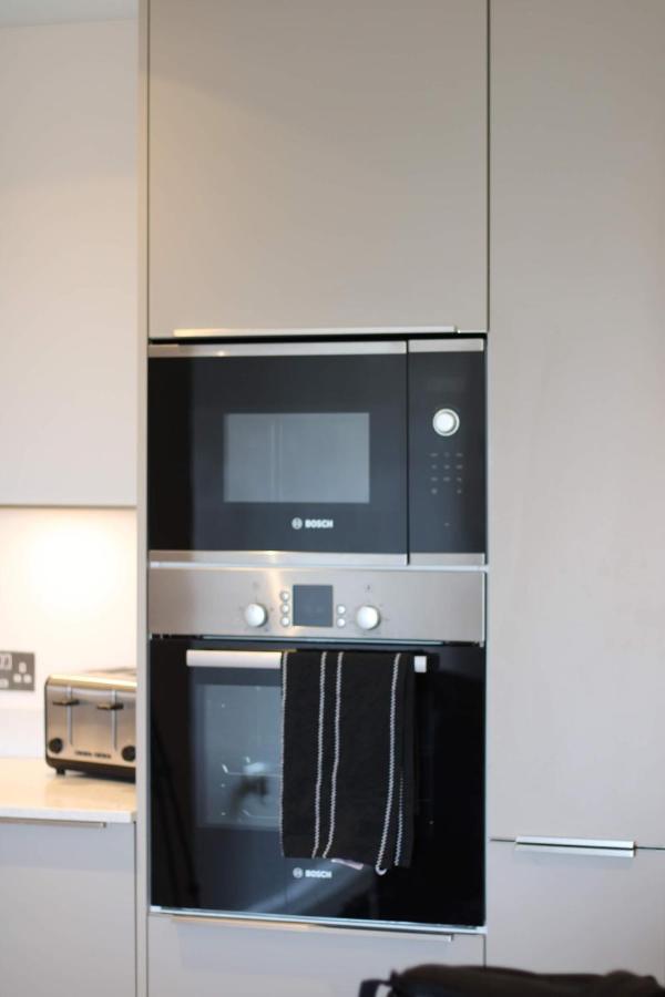 City Centre Luxury Apartments Белфаст Екстериор снимка