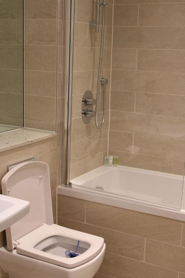 City Centre Luxury Apartments Белфаст Екстериор снимка